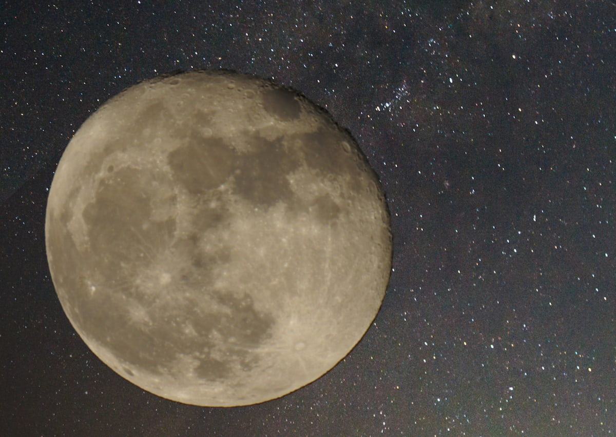 moon image with black background
